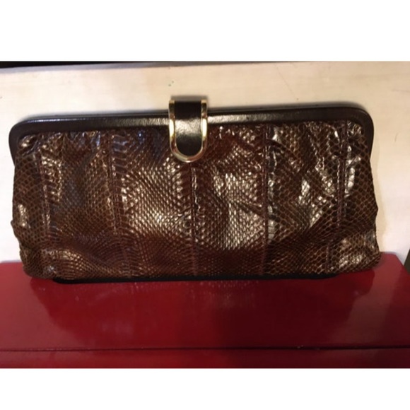 Vintage Snake Skin Clutch Purse - Picture 3 of 15